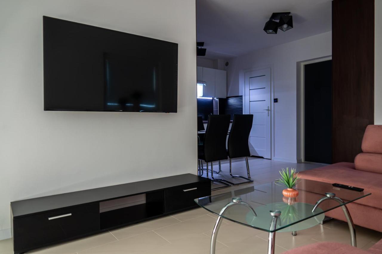 Apartament Przy Parku Z Duzym Tarasem ,Prywatny Parking Apartment Swinoujscie Exterior photo